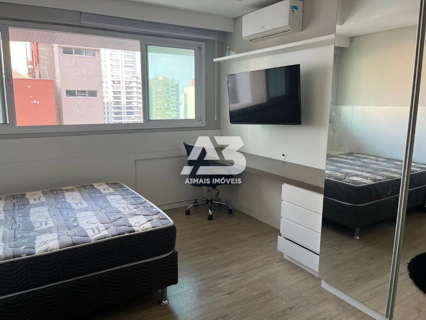 Furnished 1-bedroom studio with parking and 30 m² — photo 3