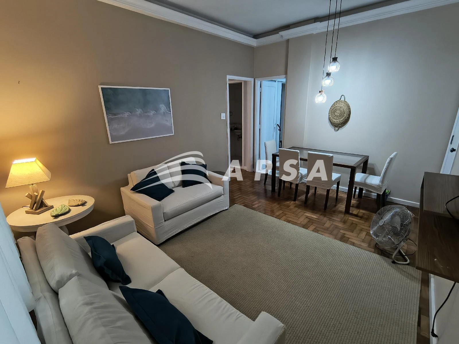 Квартира з 2 спальнями, у будинку є тренажерний зал — photo 18