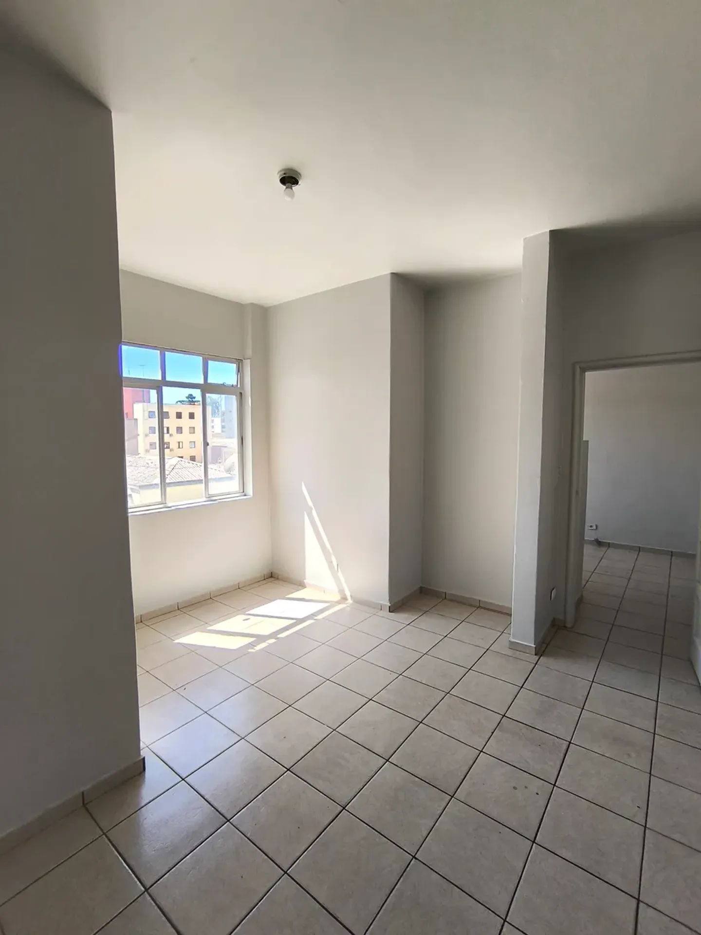 One-bedroom, 30 m² apartment in Curitiba — photo 6
