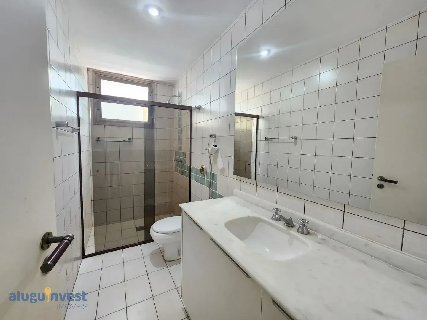 Квартира з 4 спальнями та 173,94 м² і балконом — photo 14