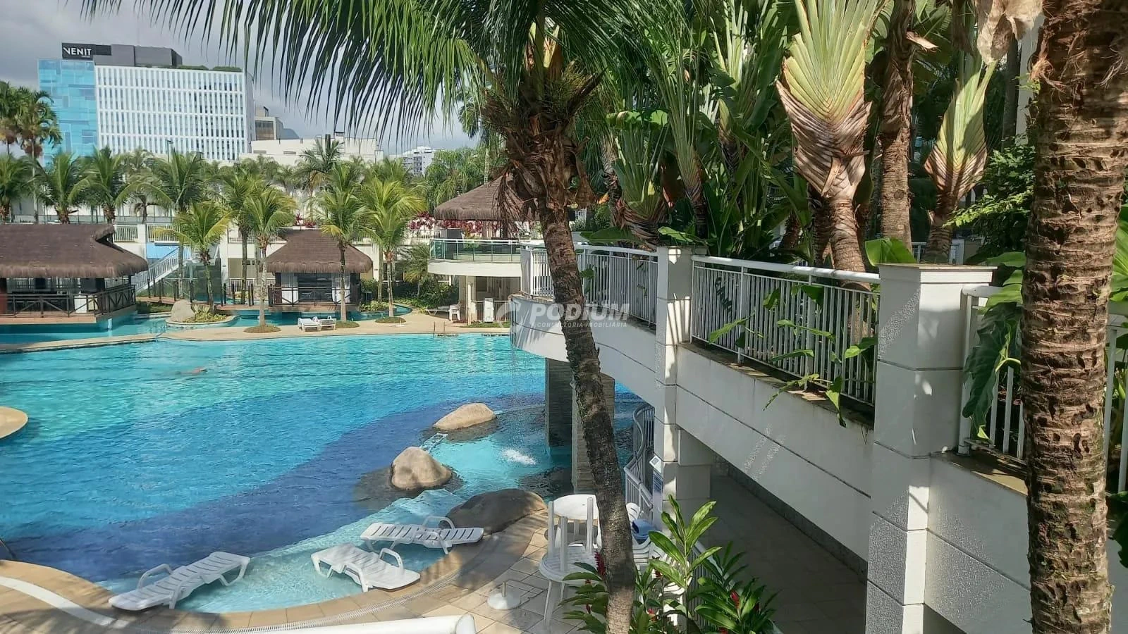 Mountain view in a 3-bedroom apartment, 86 m² — photo 3