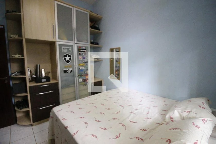 Casa de 700 m² con bañera y vestidor — photo 22