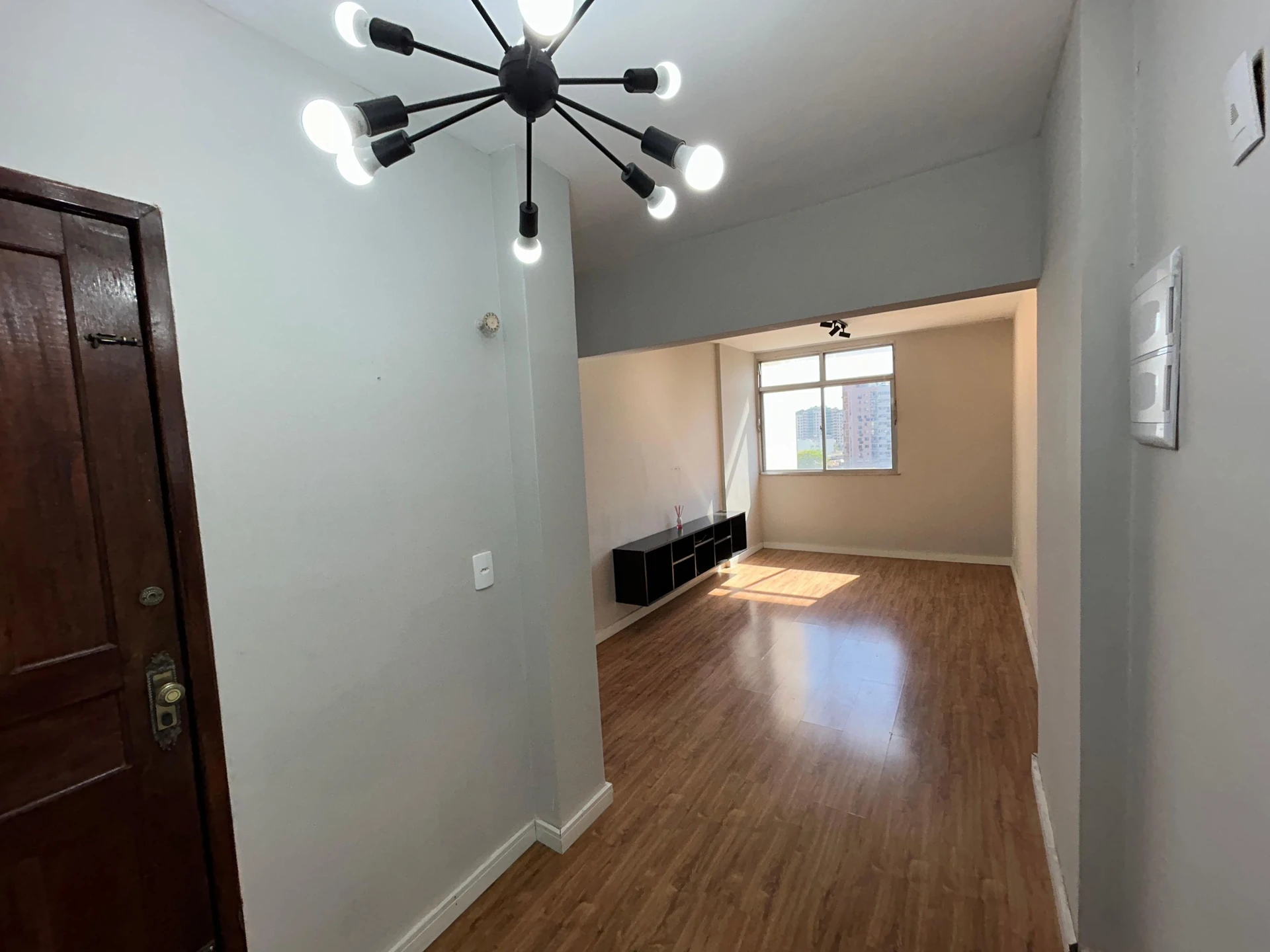 Home office in a 2-bedroom apartment, 63 m² — photo 32