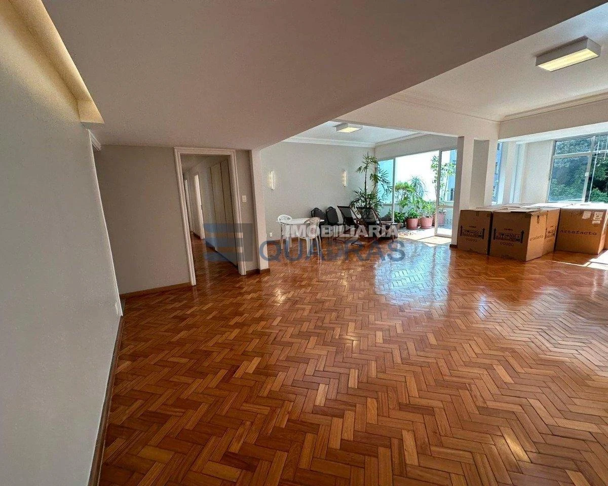 4-bedroom apartment with a home office in Rio de Janeiro — photo 38