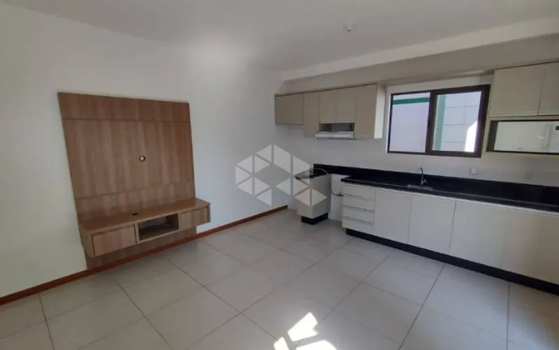 48 m² apartment with 2 bedrooms and a balcony — photo 2