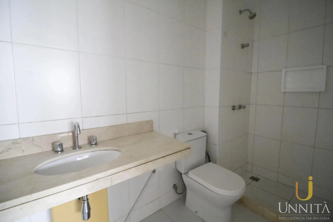 Apartamento sem mobília com 4 quartos e 3 banheiros — photo 13