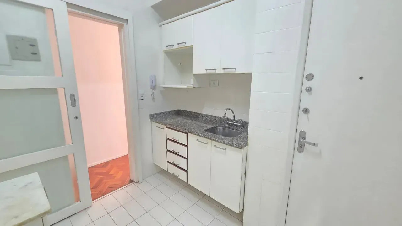 66 m² apartment with 2 bedrooms, 2 baths — photo 9