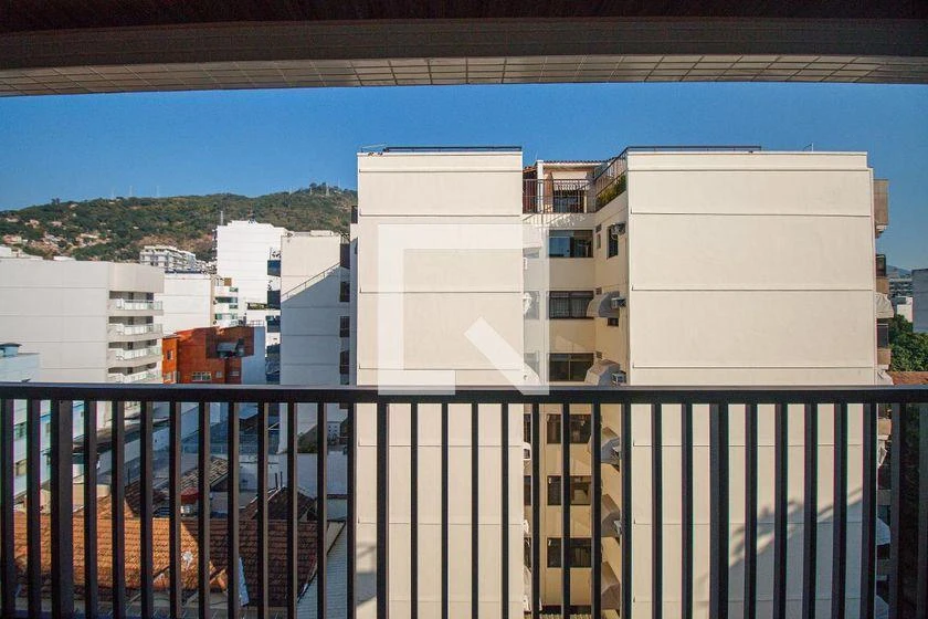 3-bedroom apartment with a gas stove and 2 parking spots — photo 11
