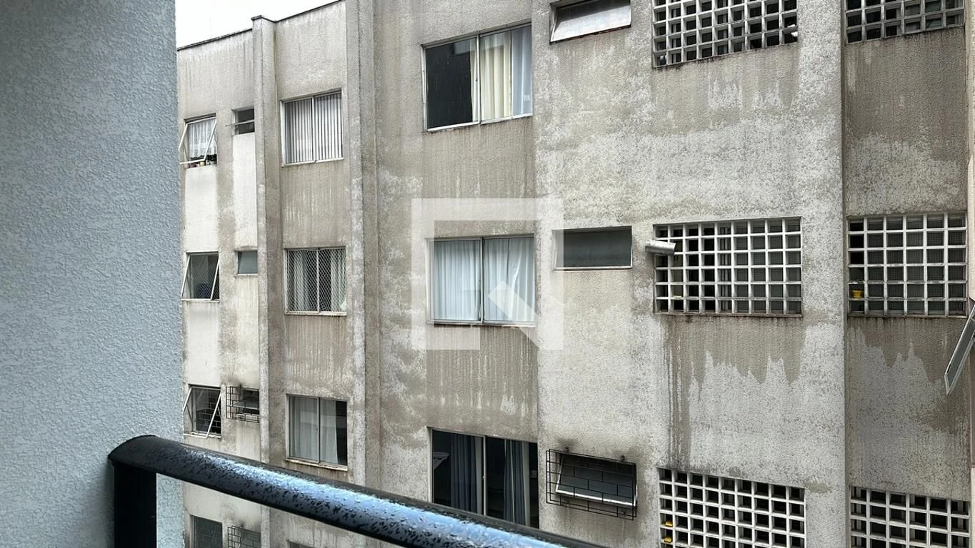 Furnished one-bedroom, 18 m² house in Curitiba — photo 12
