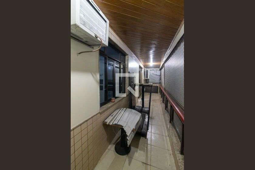 Квартира 244 м² с 4 спальнями и отдельной кухней — photo 26
