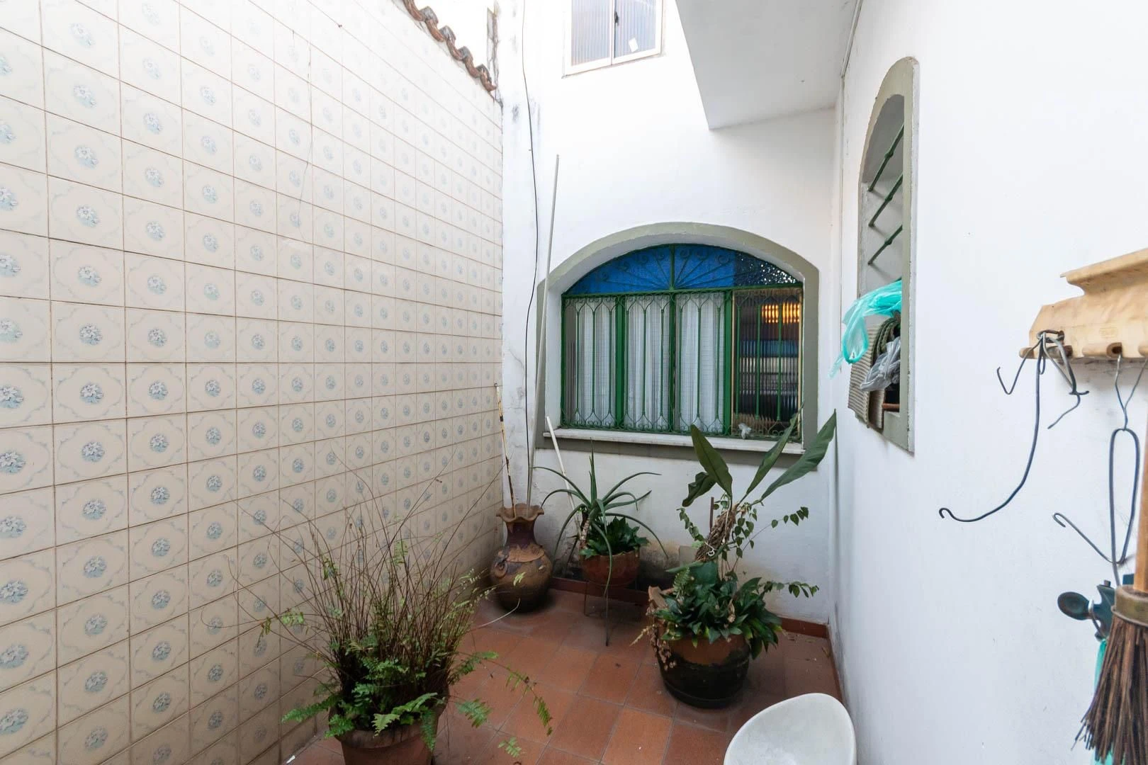 House with 3 bedrooms, 1 en-suite and 2 parking spaces — photo 7