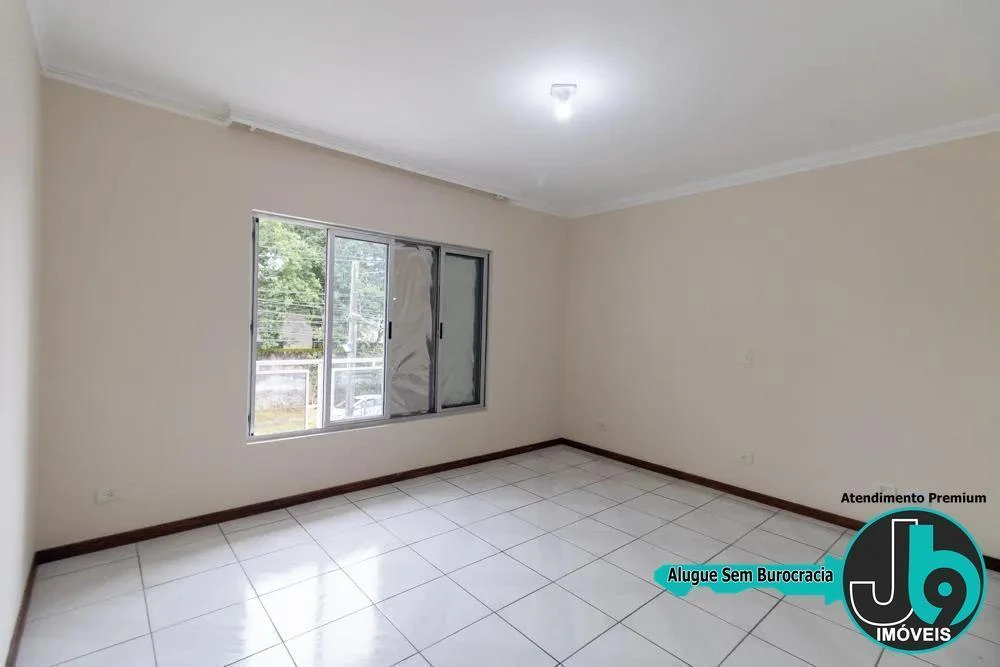3-bedroom apartment with a grill on the balcony in Curitiba — photo 8