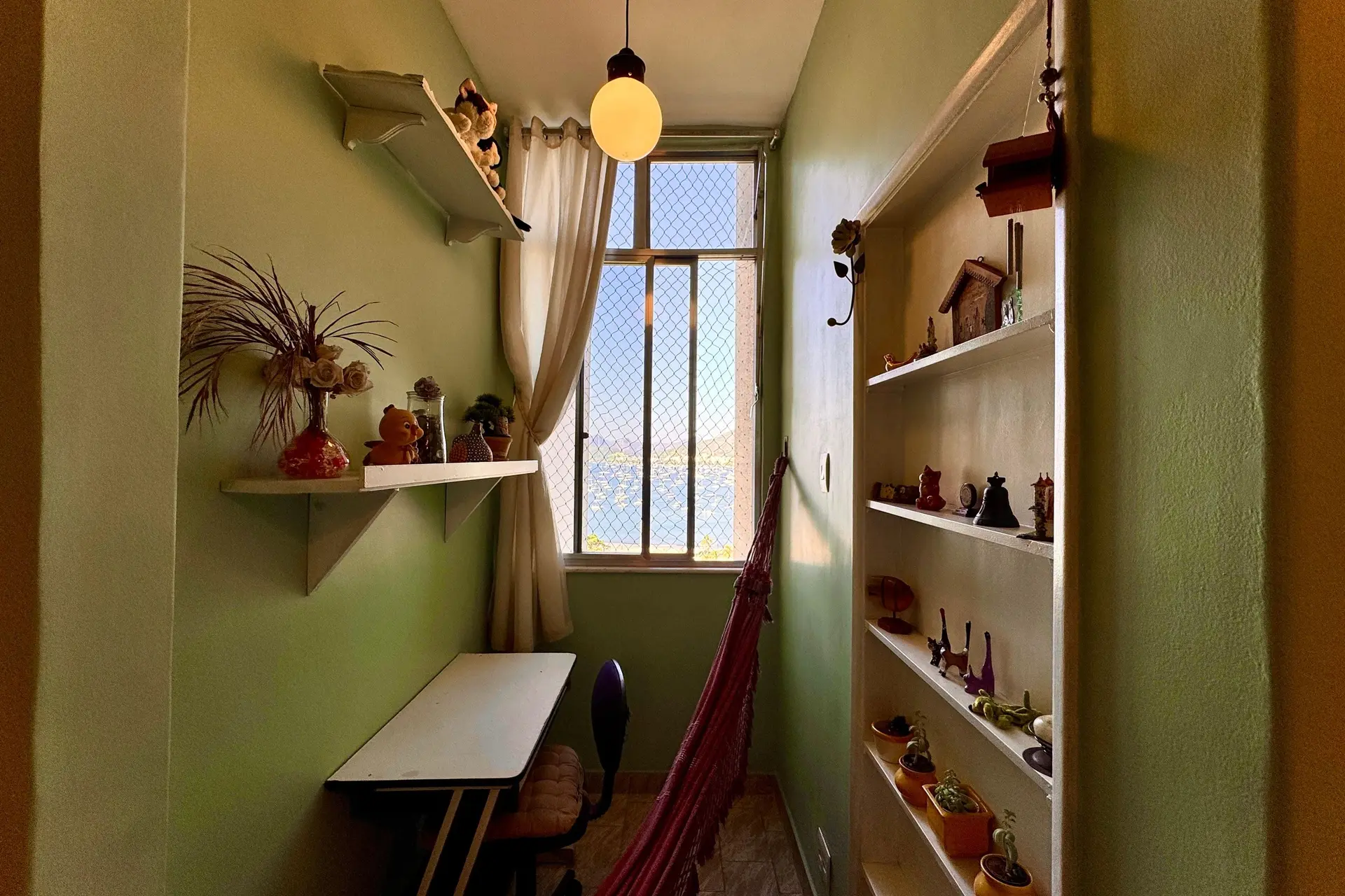 Furnished 3-bedroom apartment with pets allowed — photo 14