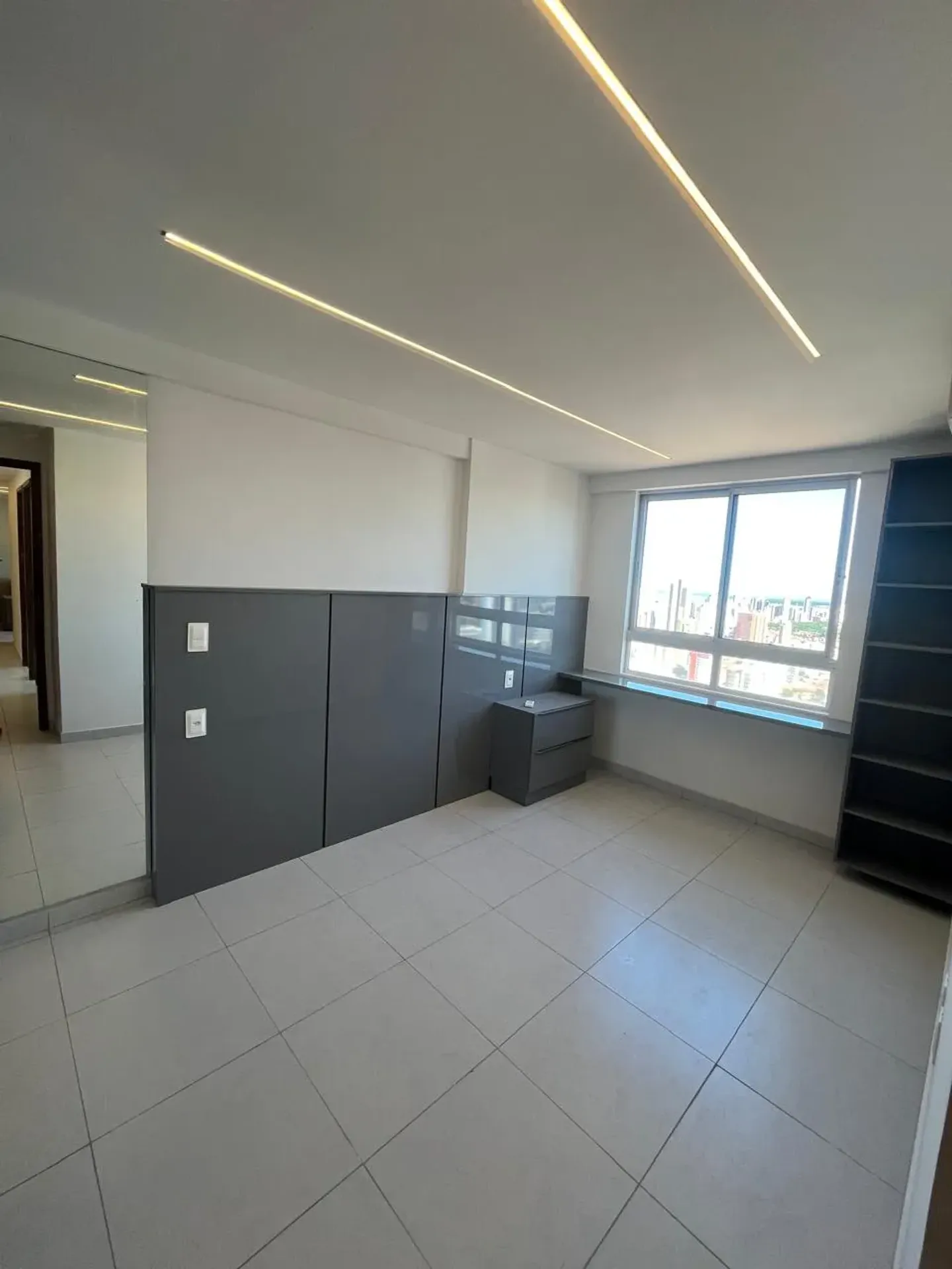 Furnished 3-bedroom apartment with a private BBQ — photo 3