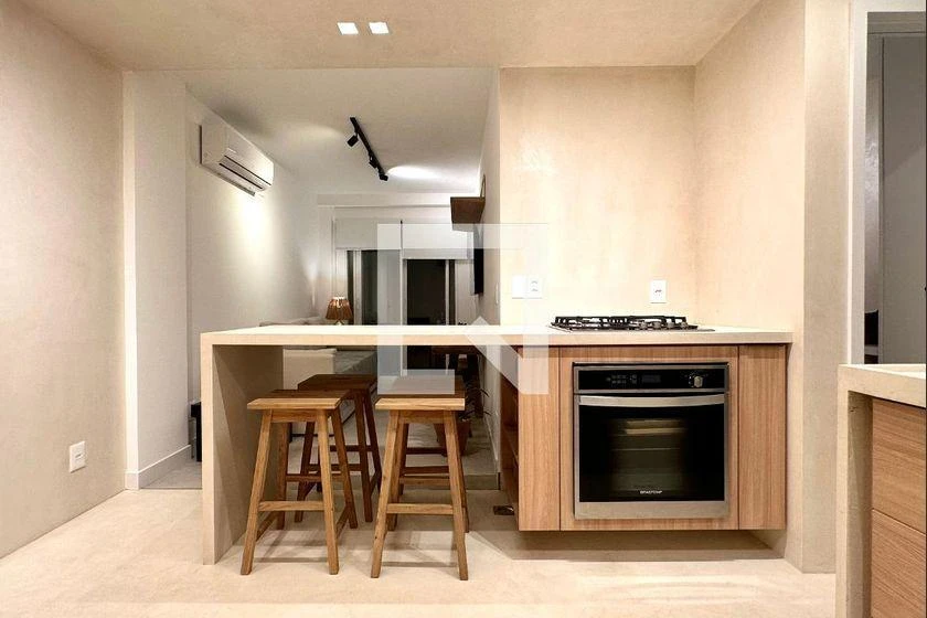 Furnished apartment, 42 m², with a home office — photo 9
