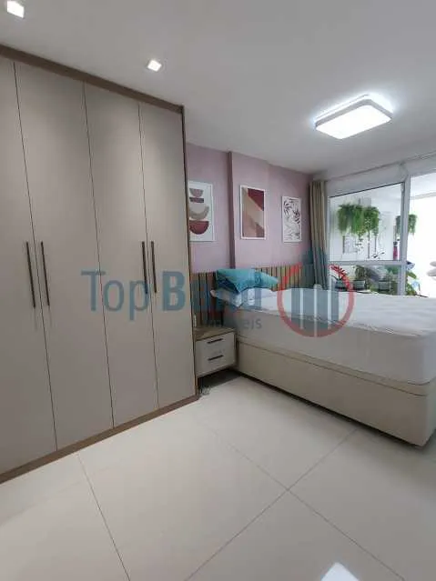 Furnished 3-bedroom apartment with open-plan kitchen — photo 3