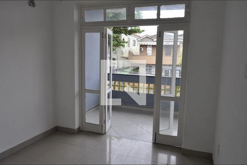 Casa para alugar com 3 quartos, varanda e 110 m² — photo 25