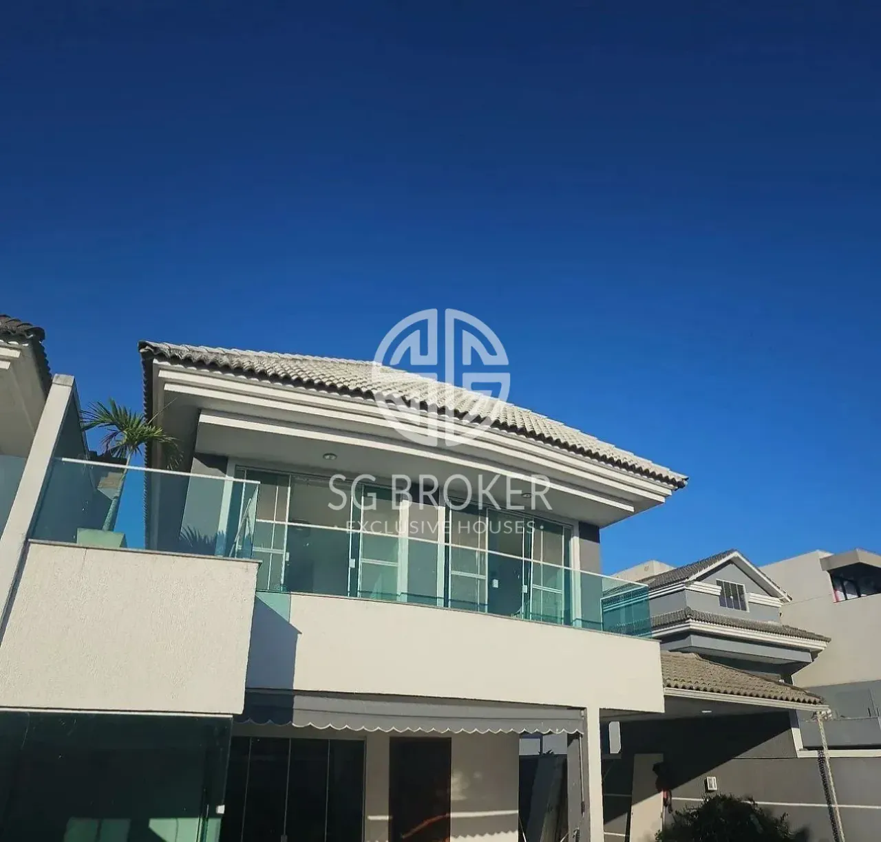 Casa com 5 quartos e 5 banheiros, 400 m² — photo 5