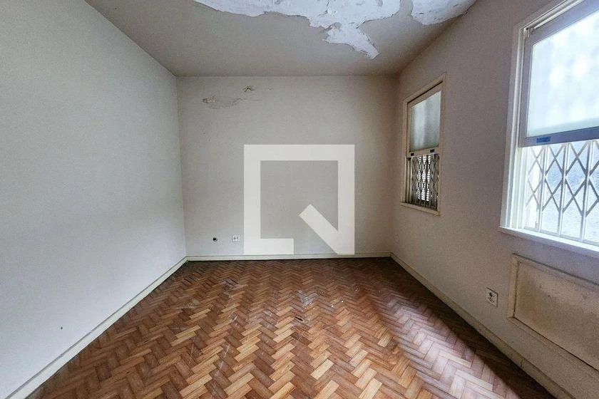 Casa de 630 m² com 5 quartos e 3 banheiros — photo 12