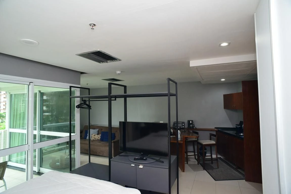 Apartamento mobiliado de 1 quarto com varanda e 1 vaga — photo 8