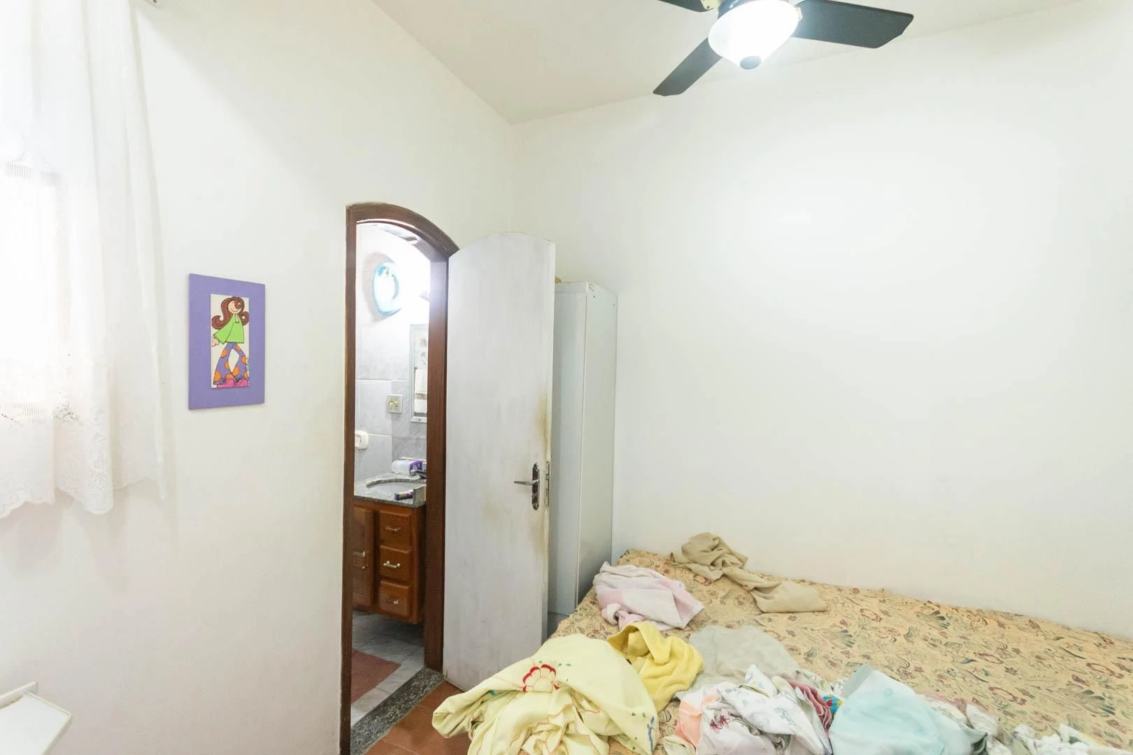 House with 3 bedrooms, 1 en-suite and 2 parking spaces — photo 27