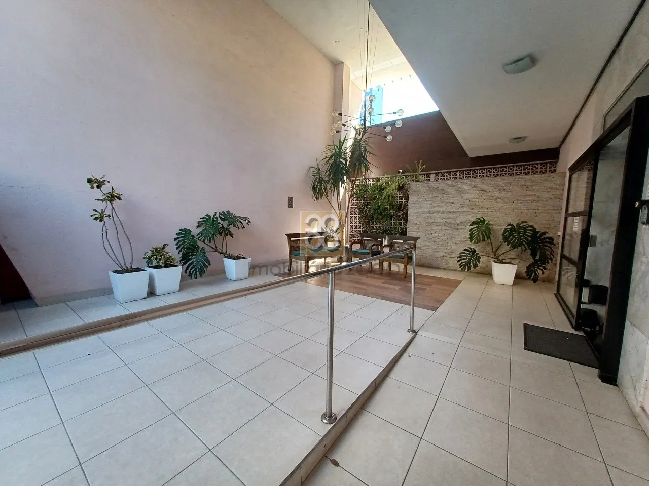 3-bedroom apartment with a home office in Curitiba — photo 20