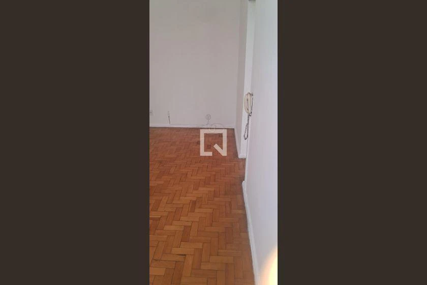Apartamento para aluguel com 2 quartos e 1 banheiro — photo 11