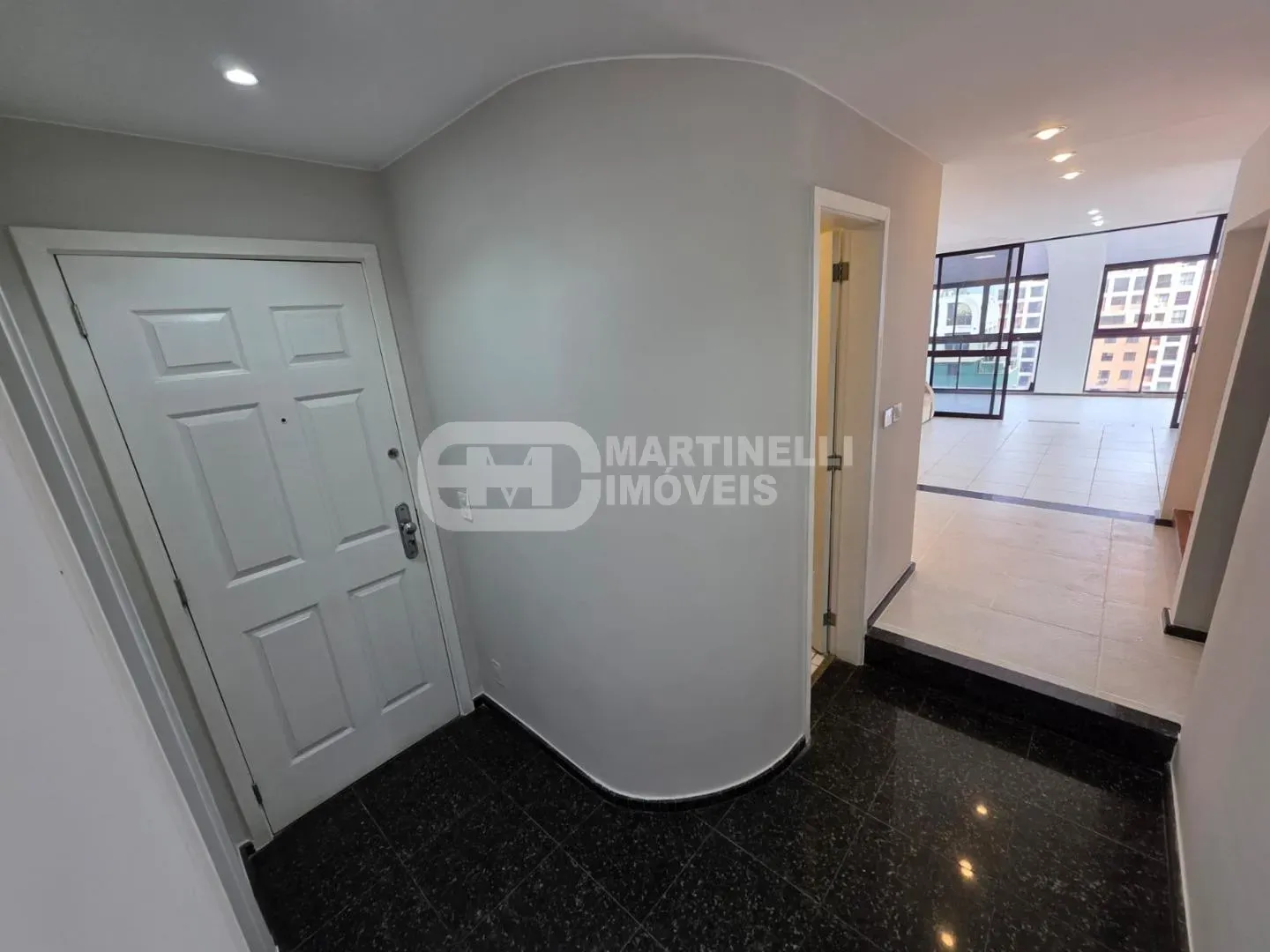 Apartamento sem mobília com 3 quartos e 5 banheiros — photo 3