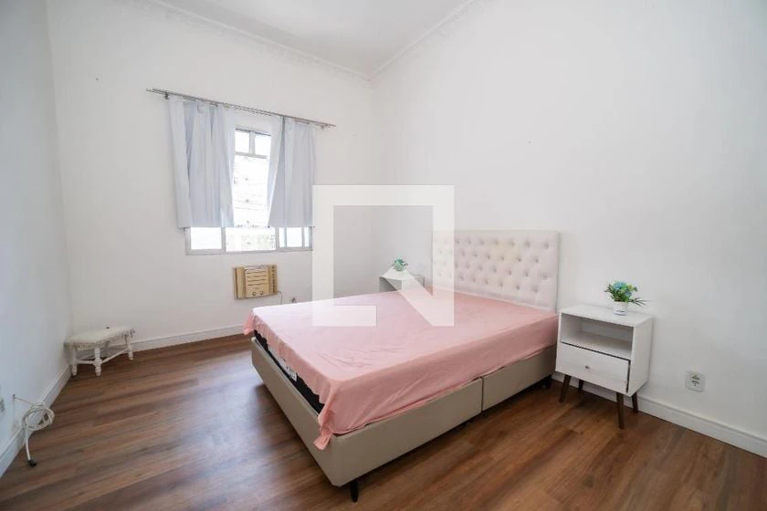 Apartment, 90 m², with wood or laminate floors — photo 3