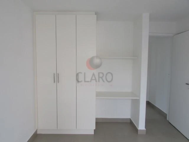 1-bedroom apartment with balcony and 30 m² — photo 4