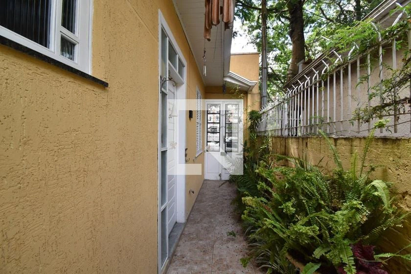 Furnished 2-bedroom apartment, 60 m² — photo 28