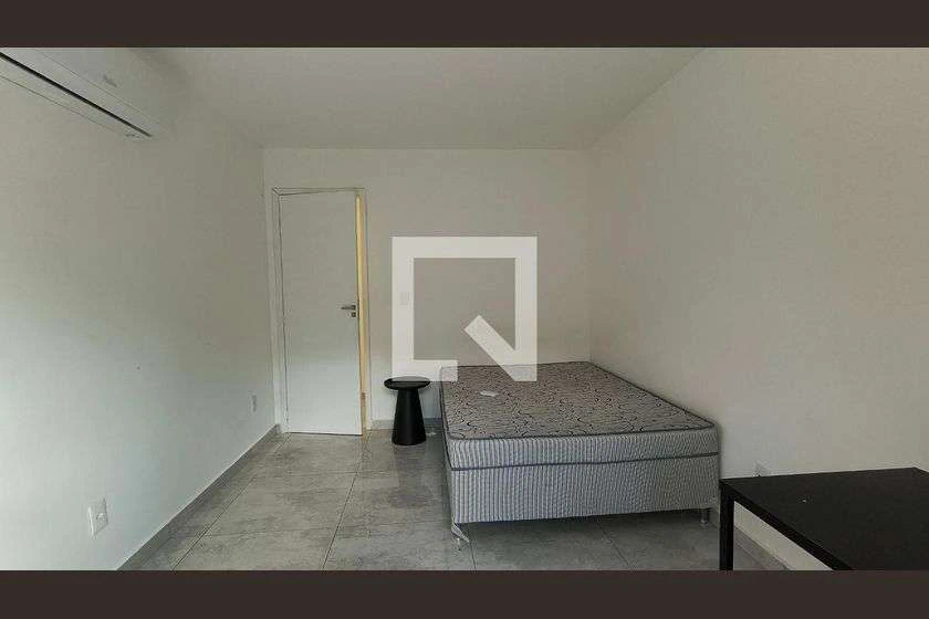 Casa em condomínio com 3 quartos e jardim privativo — photo 18