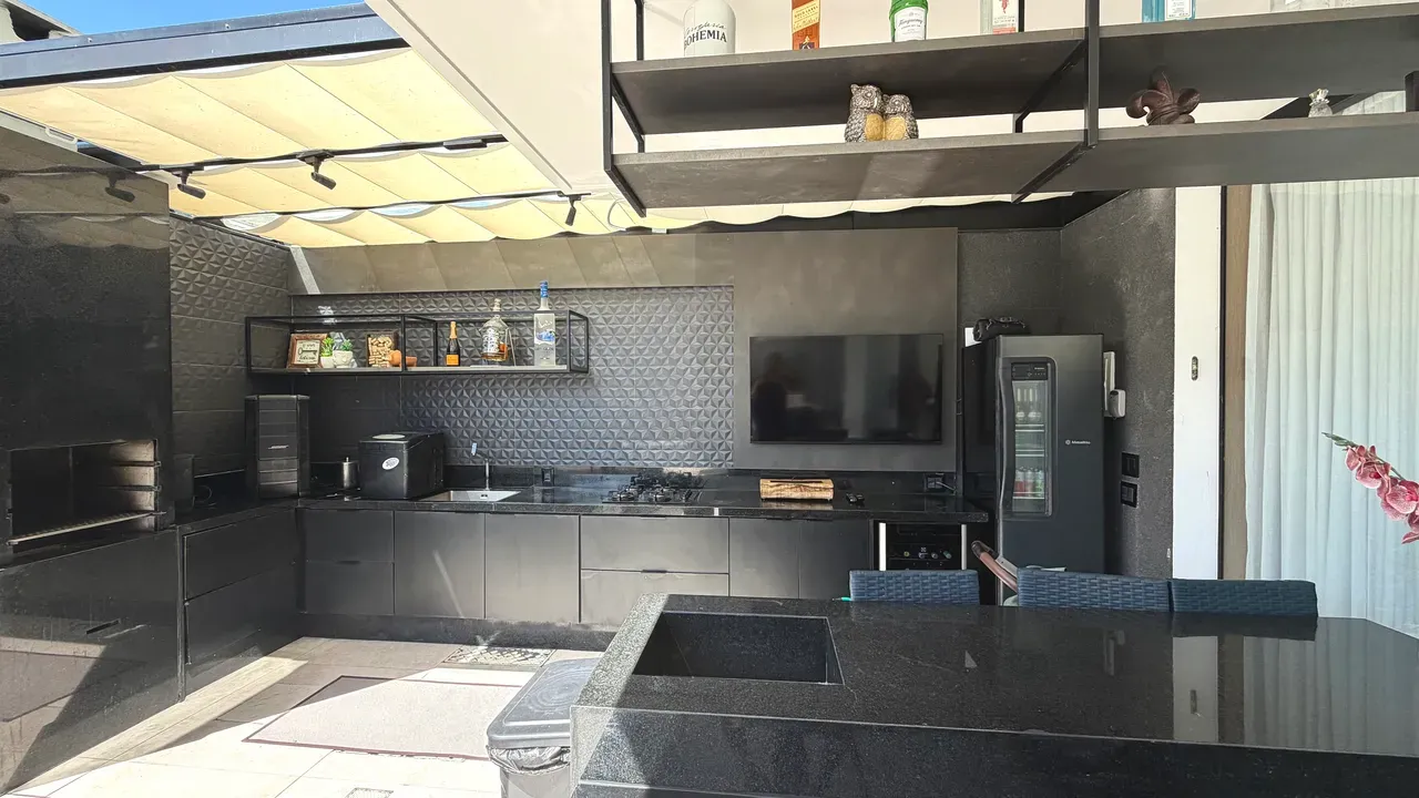 Furnished house with 4 bedrooms and 5 bathrooms — photo 4