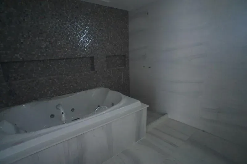House, 450 m², with a private BBQ — photo 10