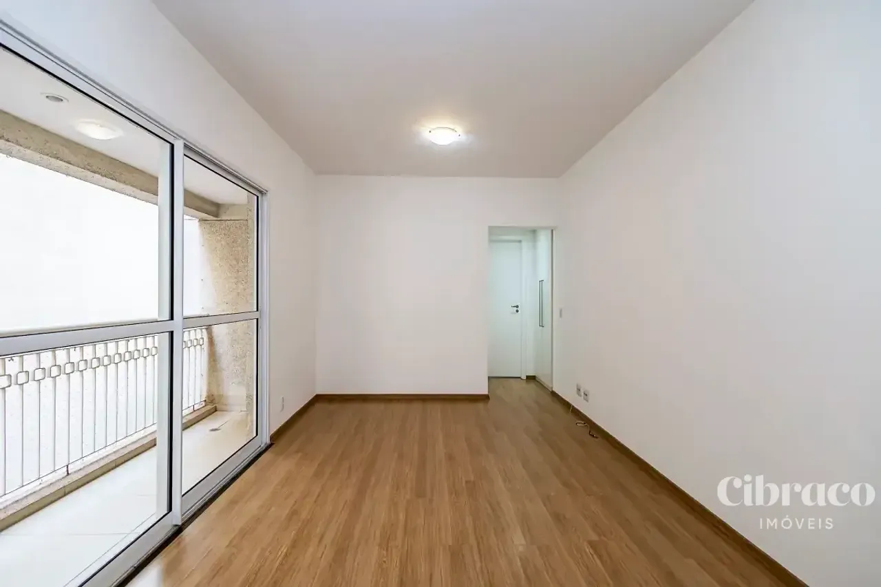 Apartamento de 1 quarto com 89,68 m² e sacada — photo 3