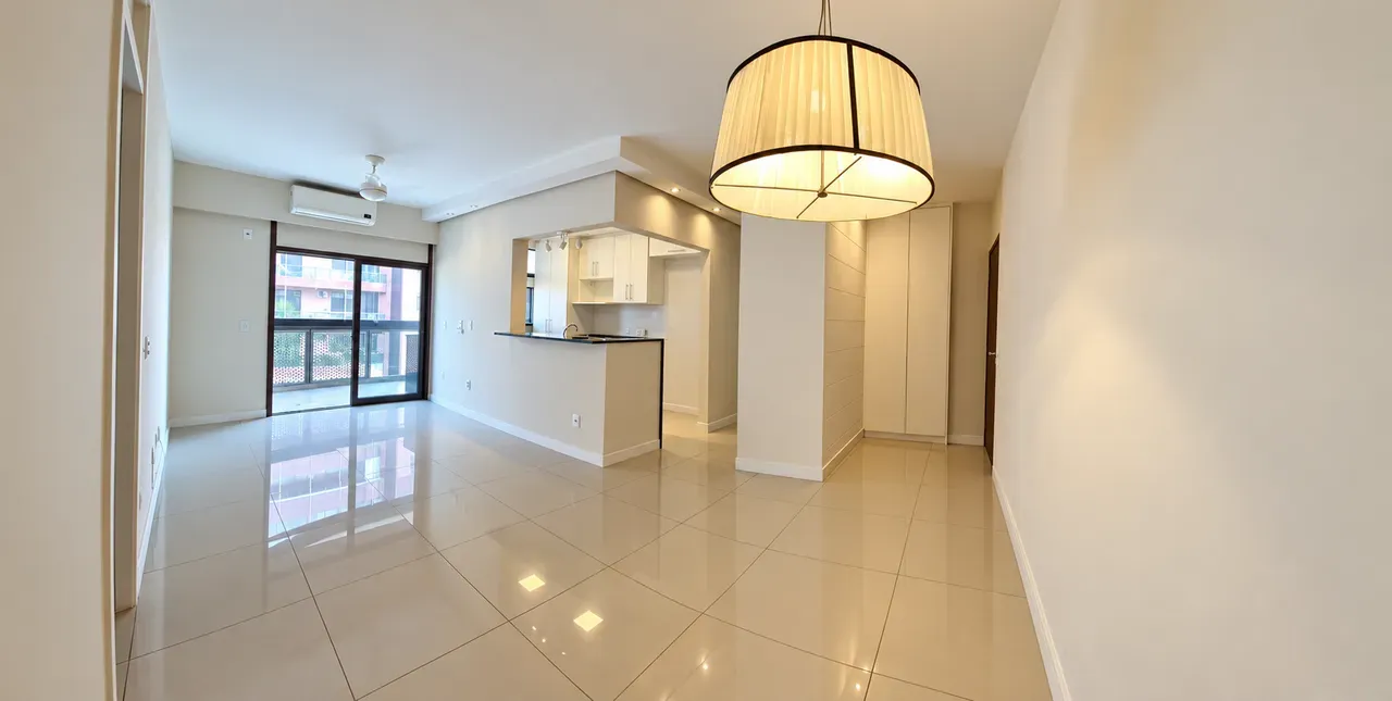 Apartamento no 20º andar com varanda envidraçada — photo 3