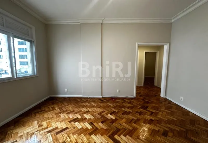2-bedroom apartment with 1 bathroom, no parking — photo 6