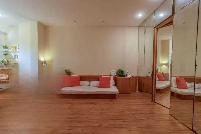Furnished 2-bedroom apartment with 80 m² and 0 parking — photo 3
