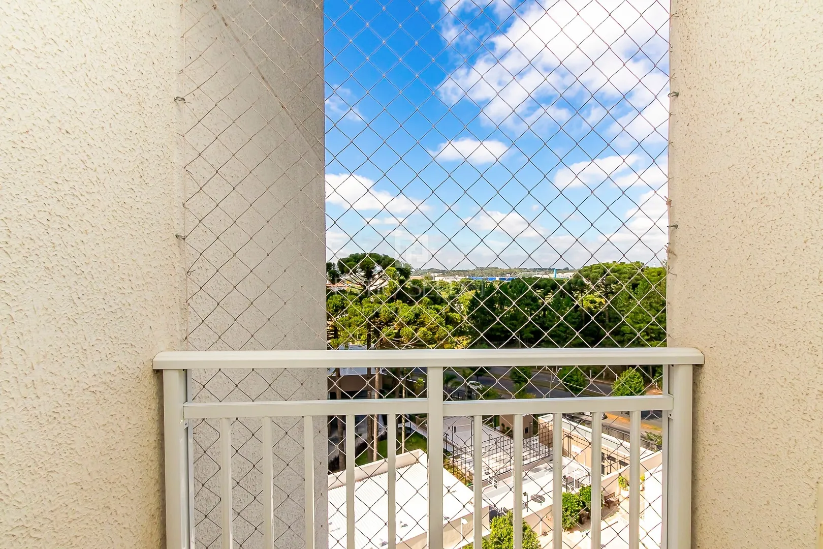 Apartment on the 8th floor with a glass-enclosed balcony — photo 42