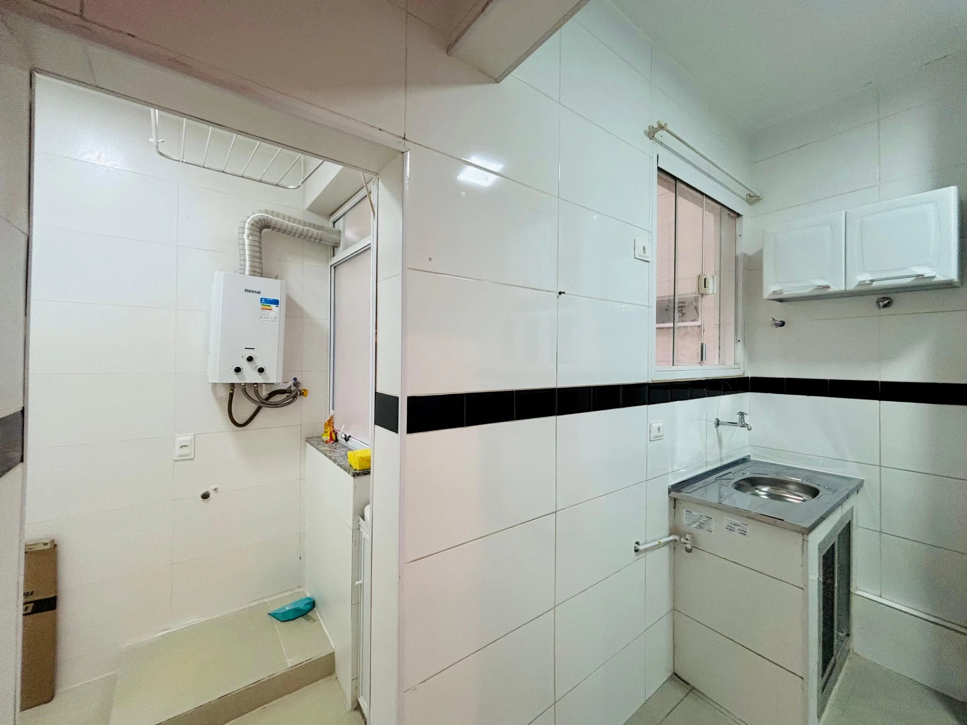 Bathtub in a 3-bedroom apartment, 84 m² — photo 5