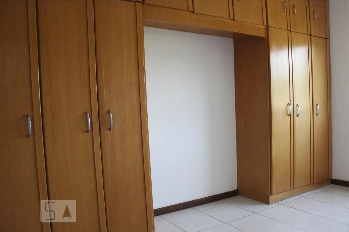 2-bedroom apartment with a balcony and shared pool — photo 21