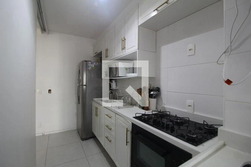3-bedroom apartment in a building with a gym — photo 8