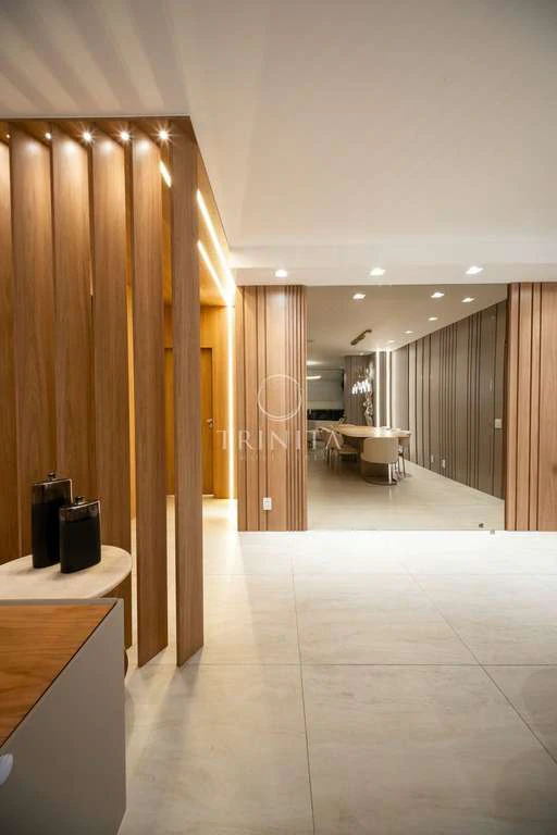4-suite apartment with 6 bathrooms, 266 m² — photo 25
