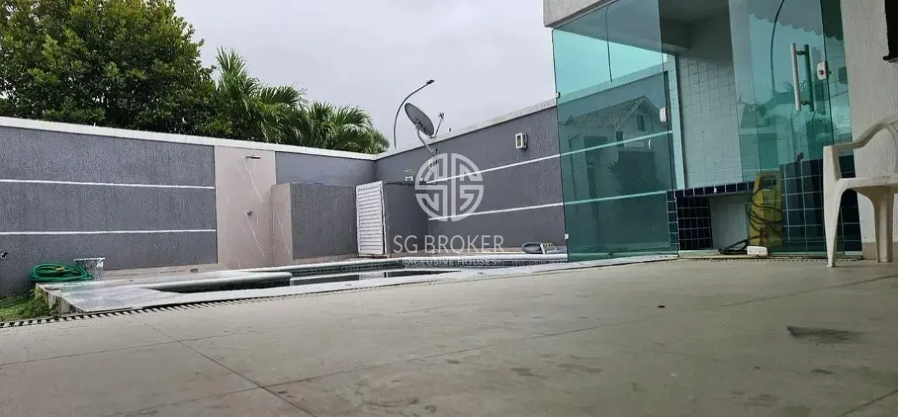 Casa com 5 quartos e 5 banheiros, 400 m² — photo 15