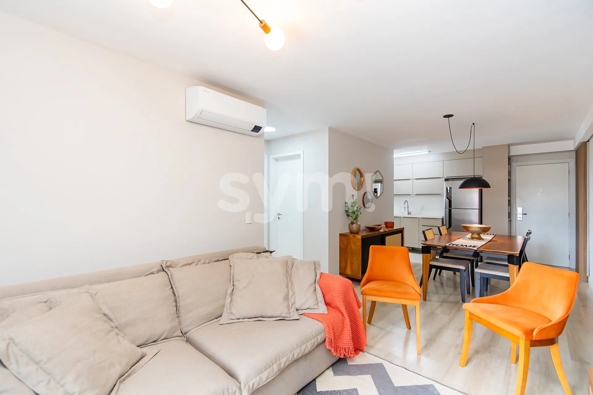 Furnished 2-bedroom apartment with a balcony grill — photo 5