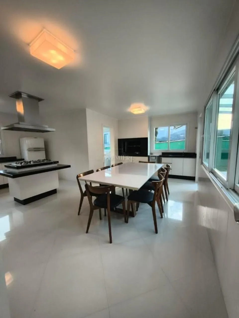 Будинок на 5 кімнат із балконом і 400 м² — photo 7
