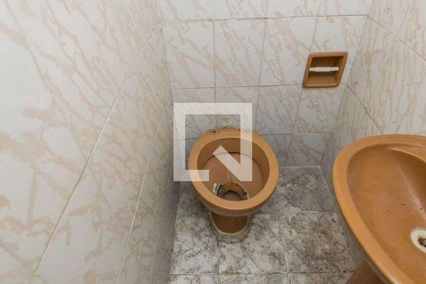 Apartamento para aluguel com 2 quartos e cozinha separada