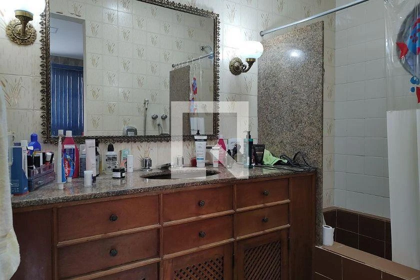 Unfurnished house with 5 bedrooms and 323 m² plus BBQ area — photo 40