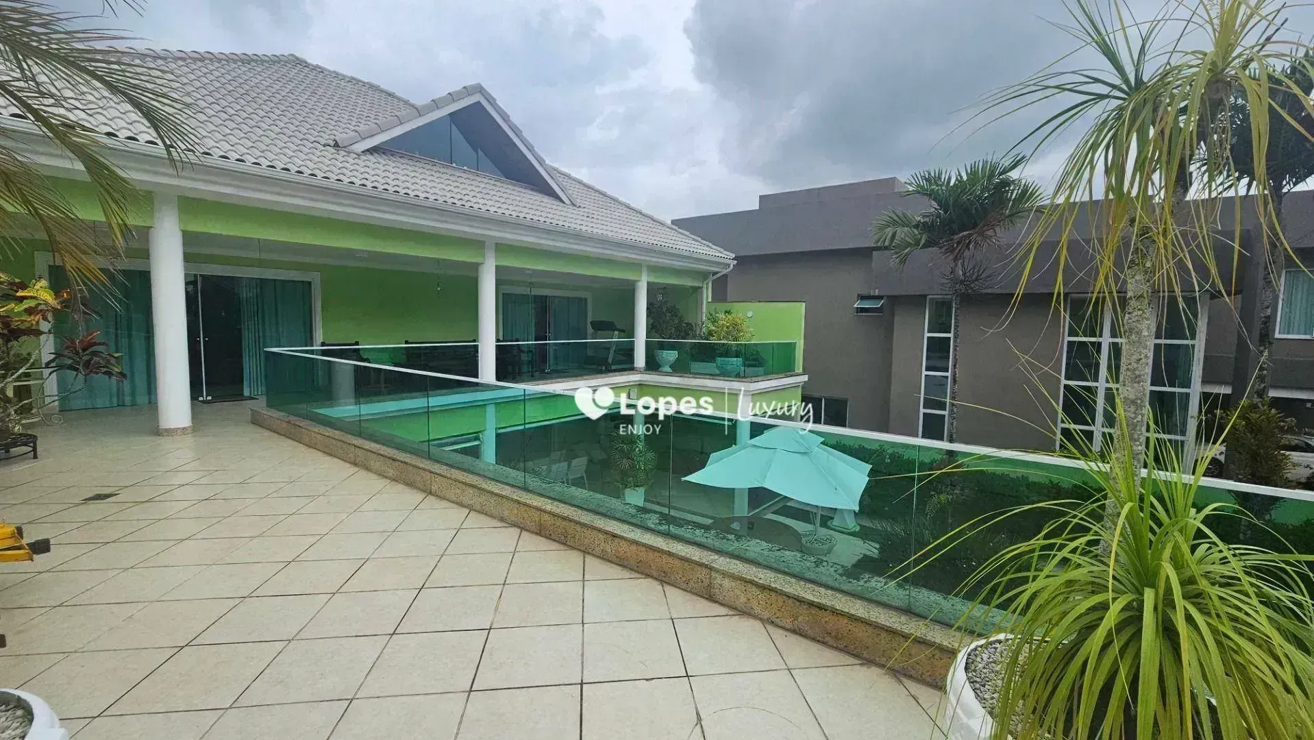 Furnished house with 6 en-suite suites and a private pool — photo 48