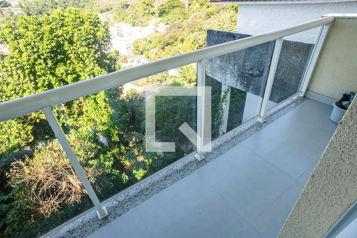 Casa mobiliada, 120 m², com janelas do piso ao teto — photo 8